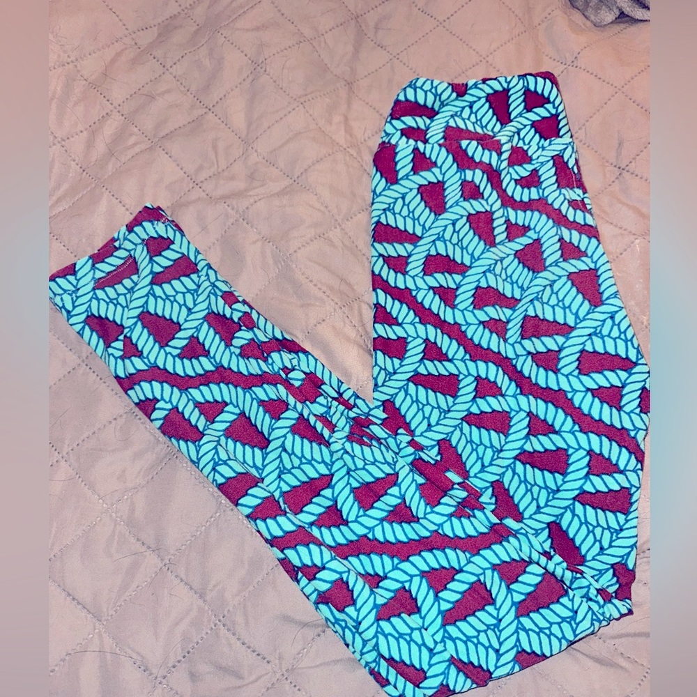 VINTAGE Tween Lularoe Leggings only worn once (burgundy and teal)